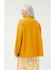 COMPAÑIA FANTASTICA BLAZER ABIERTA MOSTAZA