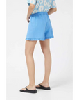 COMPAÑÍA FANTÁSTICA SHORT CON VOLANTE AZUL