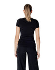 GUESS CN SS LOGO LACE TEE JET BLACK A996