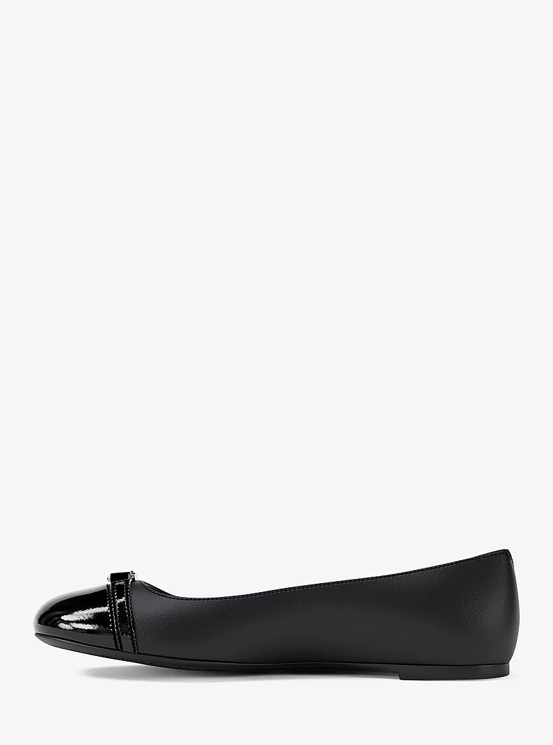 MICHAEL KORS MANDY FLAT BLACK