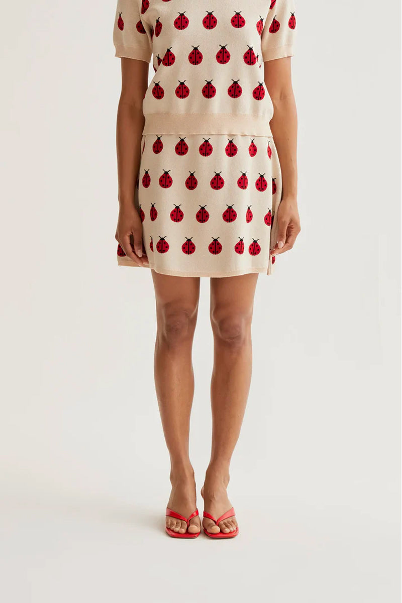 COMPANIA FANTASTICA FALDA CORTA CON ESTAMPADO RED COCCINELLA