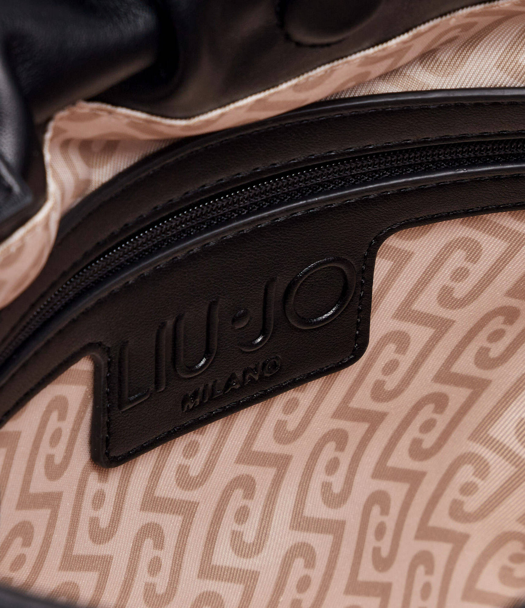 LIUJO ECS S HOBO NERO