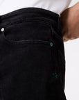 LACOSTE PANTALÓN VAQUERO NEGRO 5 BOLSILLOS