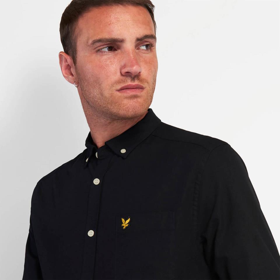 LYLE &amp; SCOTT REGULAR FIT LIGHT WEIGHT OXFORD BLACK