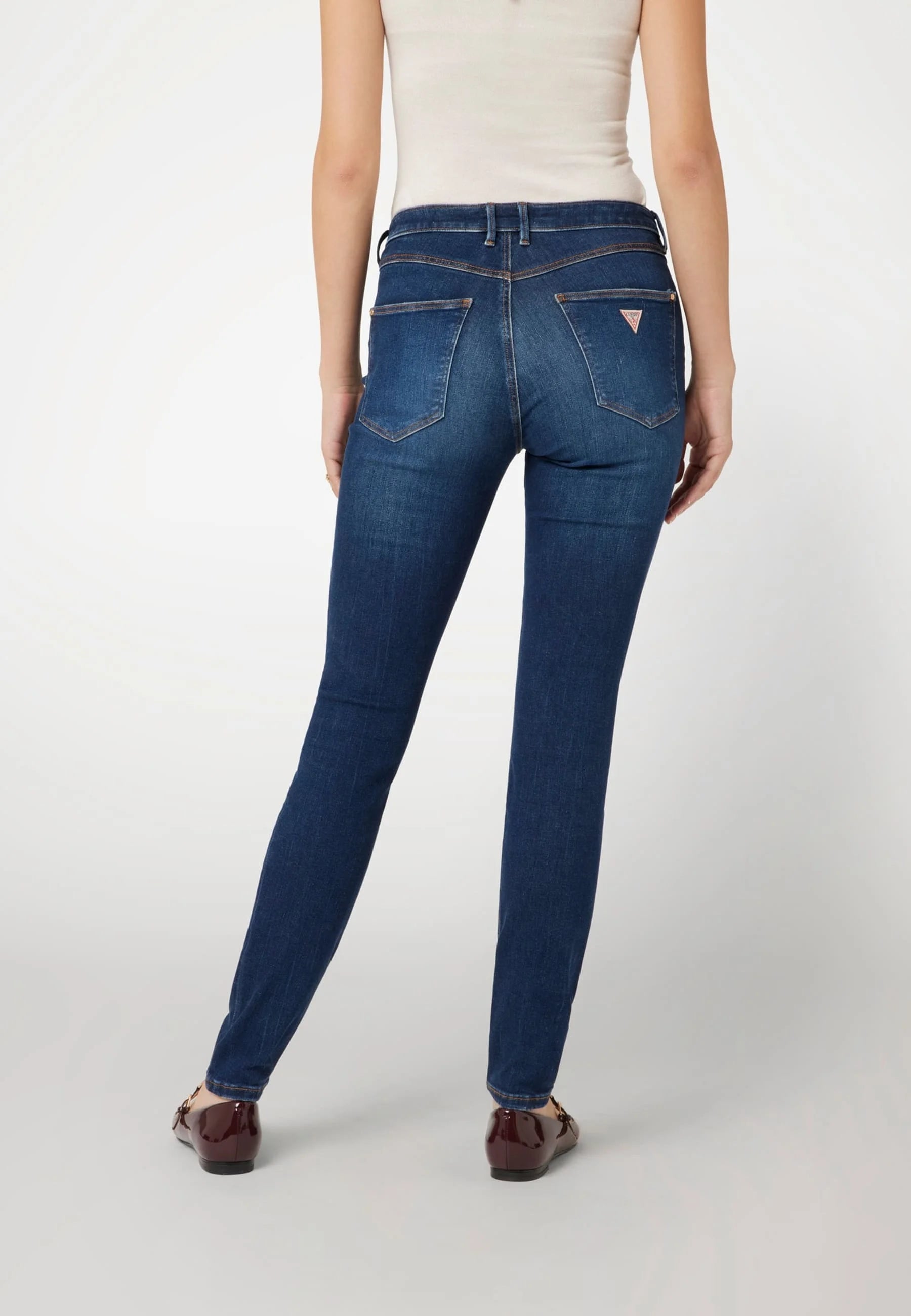 GUESS 1981 SKINNY CARRIE DARK