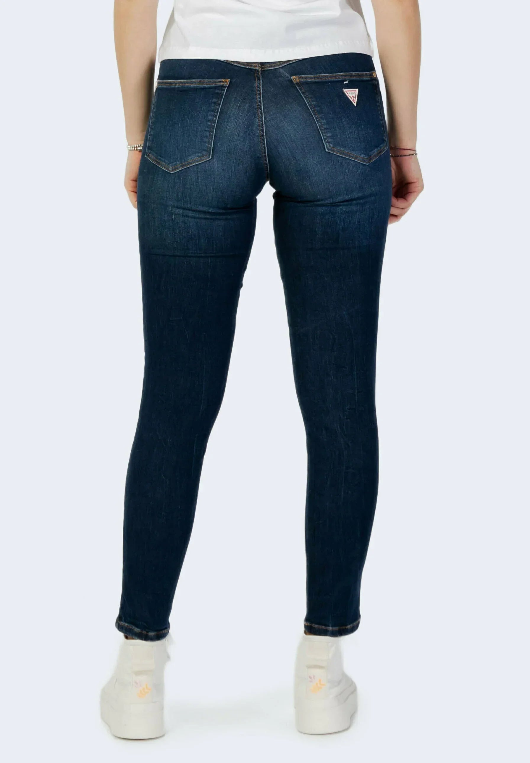 GUESS 1981 SKINNY CARRIE DARK