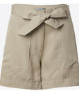 GUESS NEW NINA BELTED SHORT SAGE LEAF
