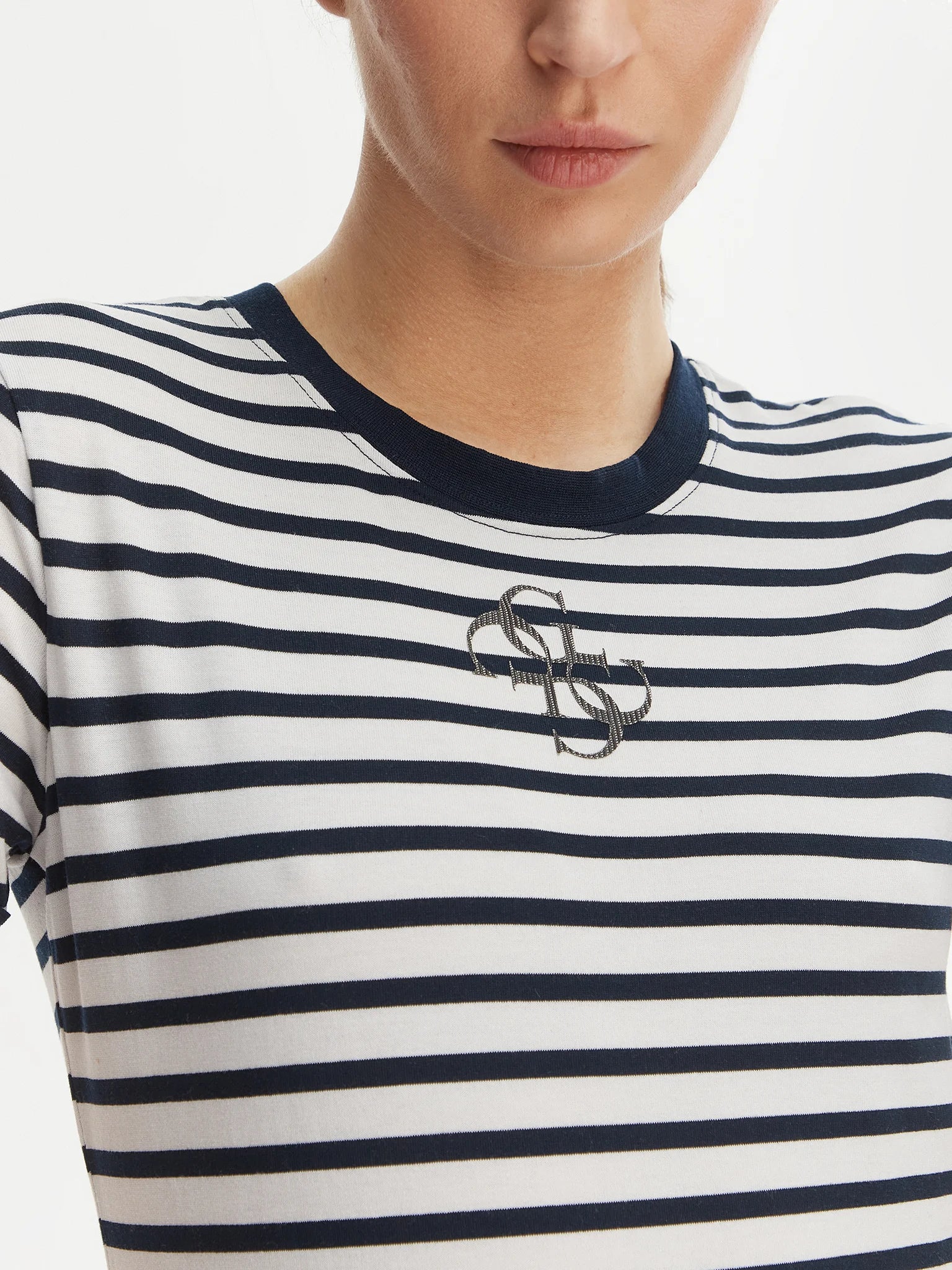 GUESS SS CN STRIPED MINI 4G LOGO TEE CREAM WHITE AND SHAD