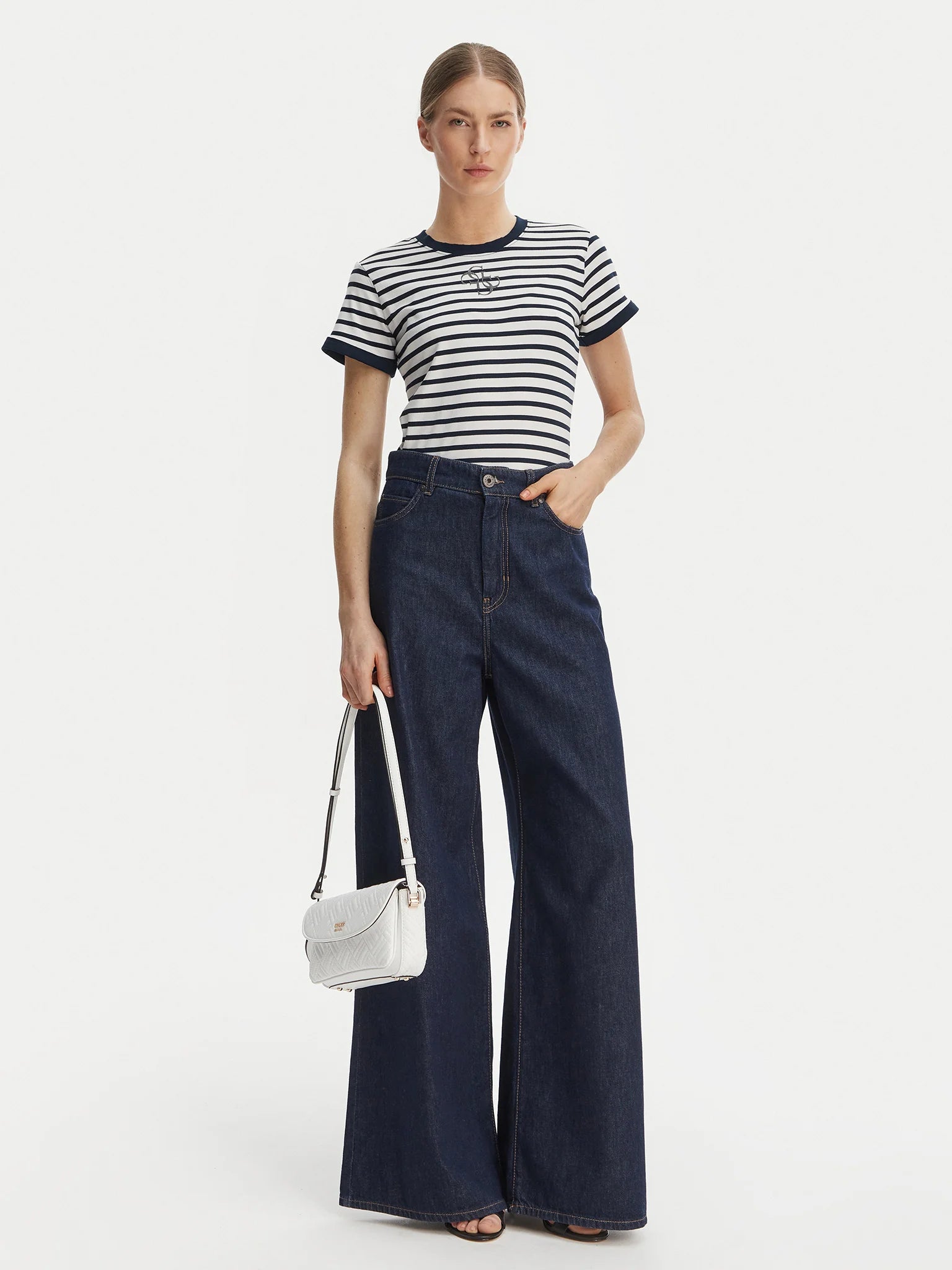 GUESS SS CN STRIPED MINI 4G LOGO TEE CREAM WHITE AND SHAD