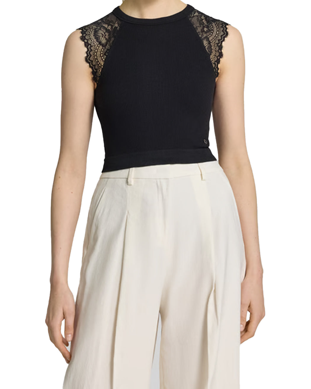 GUESS MILLIE SEAMLESS LACE SWTR TOP JET BLACK A996