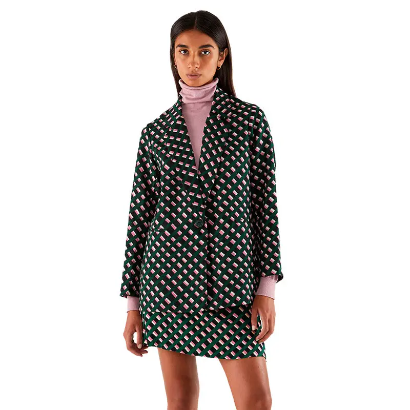 COMPAÑÍA FANTÁSTICA BLAZER ESTAMPADO GEOMÉTRICA