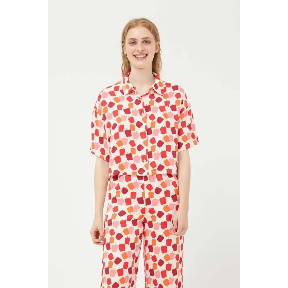 COMPAÑIA FANTASTICA CAMISA DE PIMIENTOS