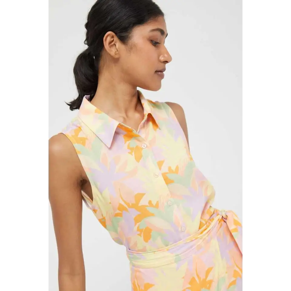 COMPAÑÍA FANTÁSTICA CAMISA FLORES