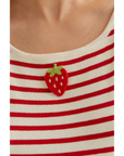 COMPANIA FANTASTICA TOP DE RAYAS BLANCO Y ROJO CON BORDADO DE FRESA