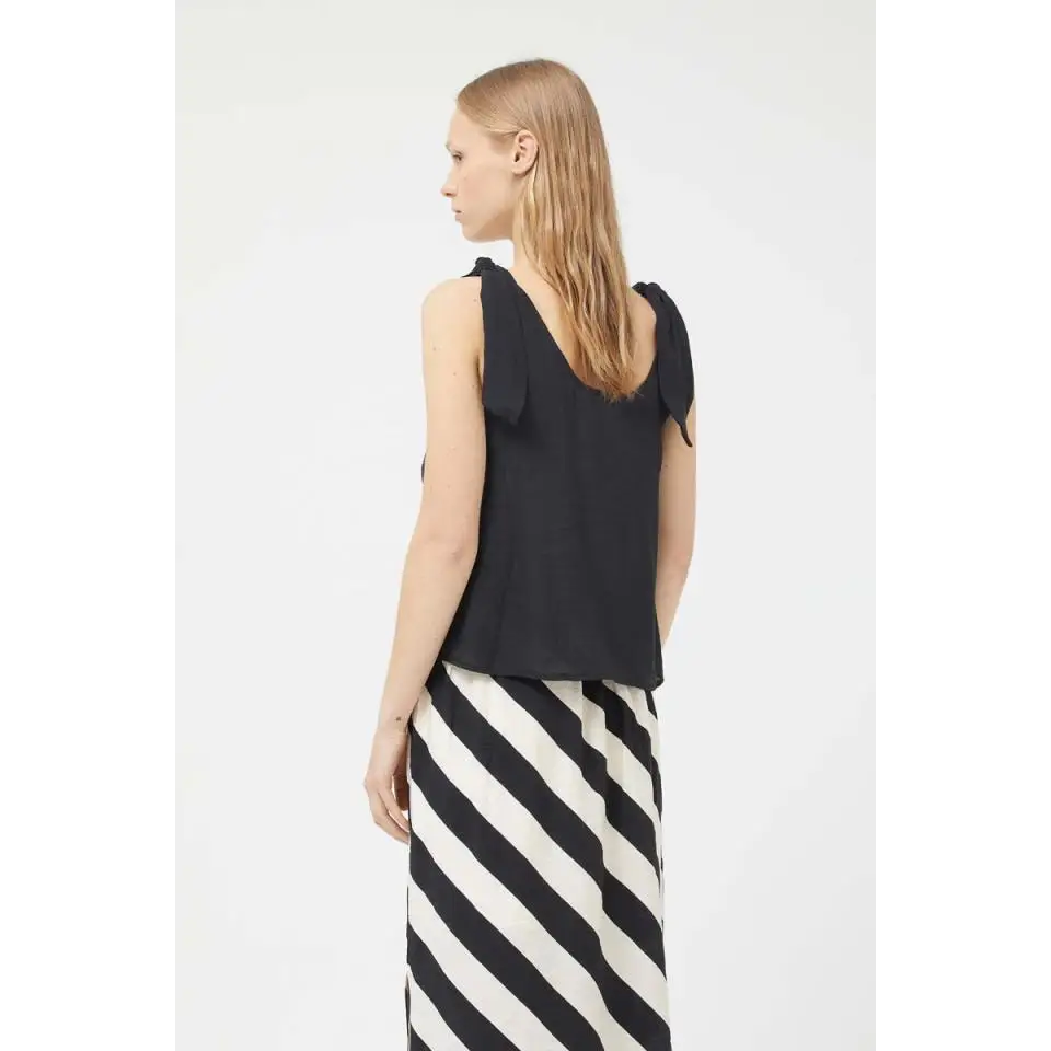 COMPAÑIA FANTASTICA TOP DE TIRANTES NEGRO