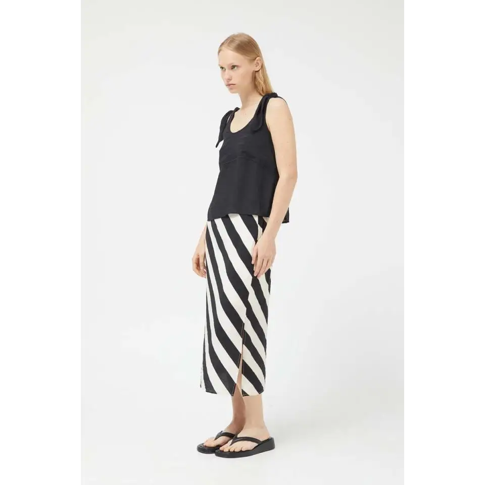 COMPAÑIA FANTASTICA TOP DE TIRANTES NEGRO