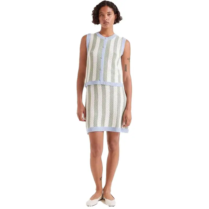 COMPAÑIA FANTASTICA TOP PUNTO SIN MANGAS RAYAS VER