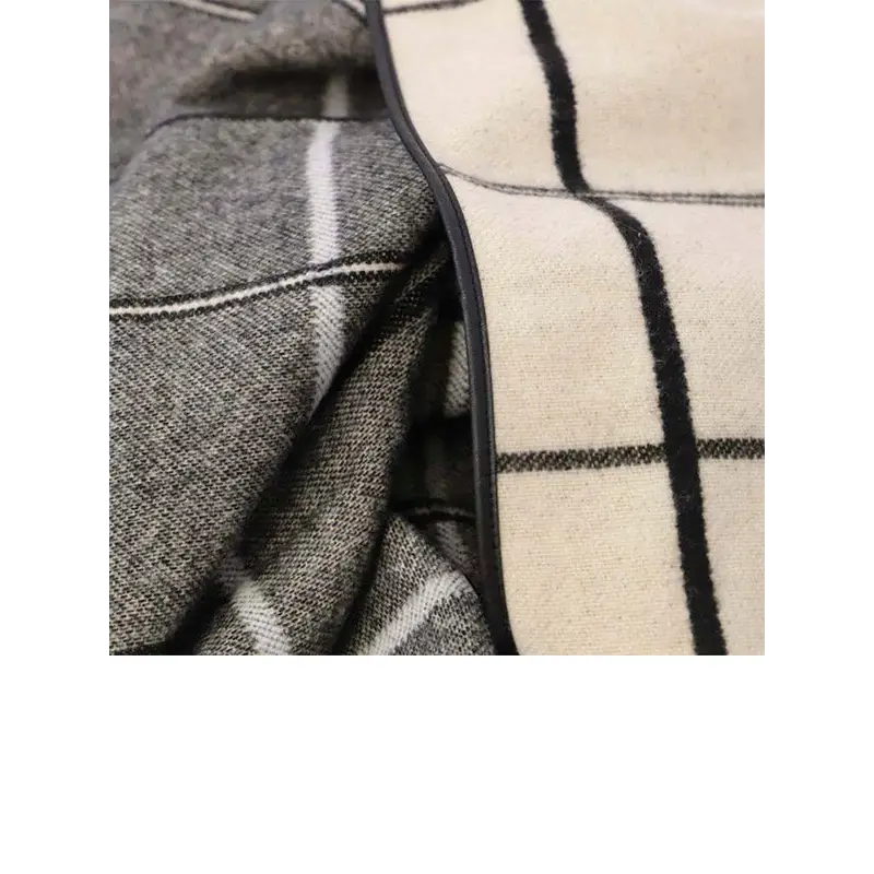 DON ALGODÓN PONCHO A CUADROS REVERSIBLE TARTÁN - TALLA ÚNICA
