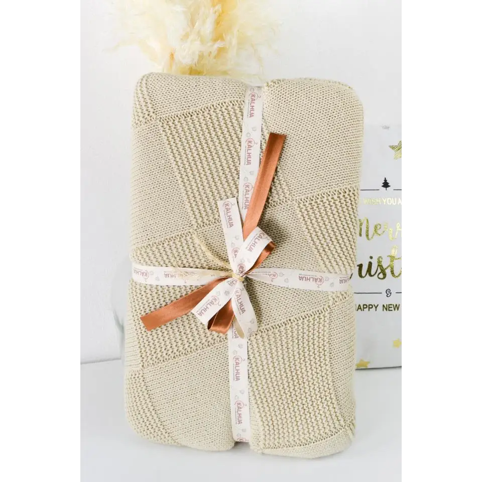 MANTA DE CUADROS BEIGE