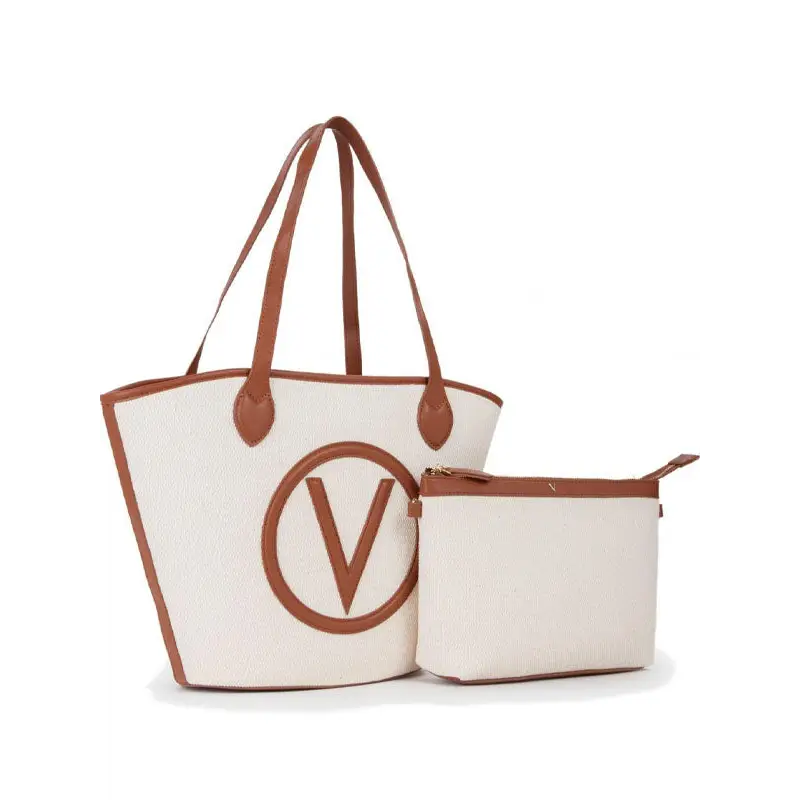 5 bolsos de Valentino que son un must esta temporada
